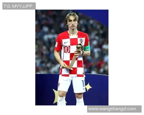 莫德里奇荣获月度最佳球员殊荣 实至名归的表现再度证明传奇实力